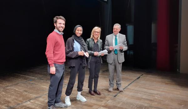 Premiazione di Amina Ahmidi Premiazione di Amina Ahmidi