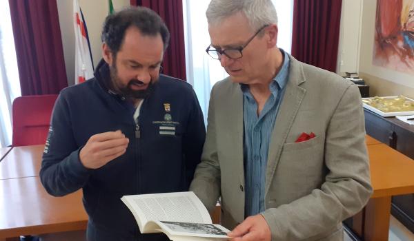 Incontro con il sindaco Alessio falorni Incontro con il sindaco Alessio falorni