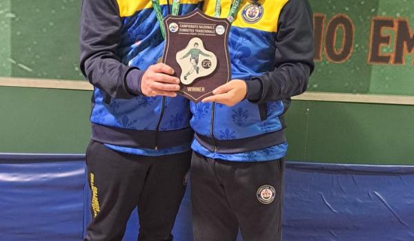 Nicola Dragoni (a sinistra) e Giuseppe Zaccardo (a destra), rispettivamente presidente e capitano del Subbuteo Club Castelfiorentino